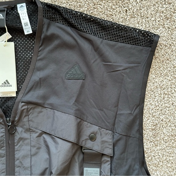 CITY ESCAPE PREMIUM VEST JACKET MENS MEDIUM MESH FULL ZIP V NECK WATER REPELLENT - Picture 4 of 5